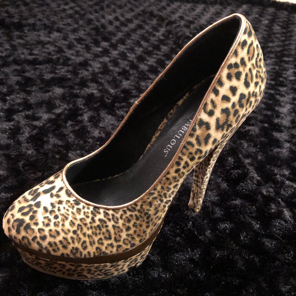 Leopard print pumps - Picture 3 of 4